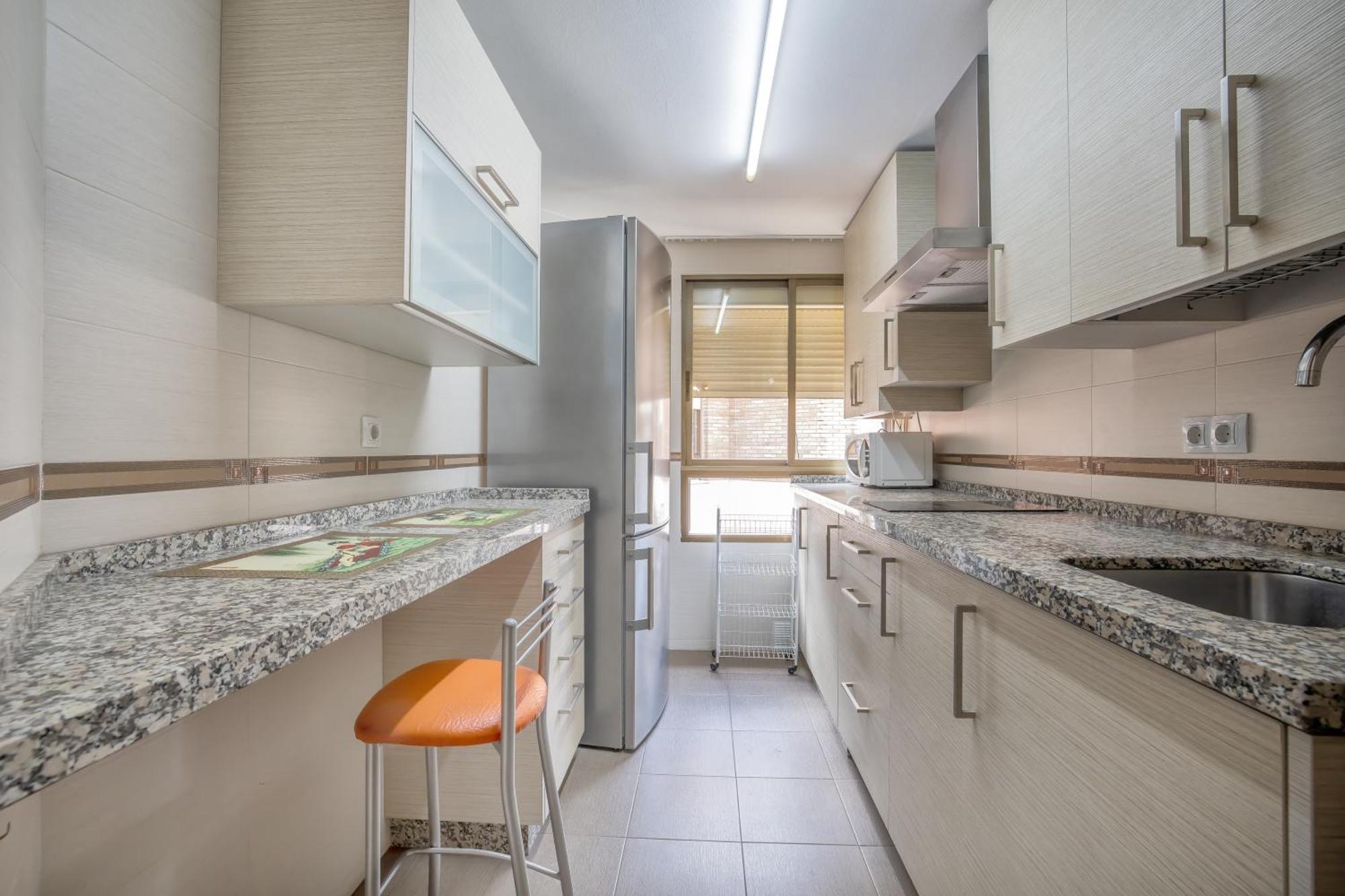 R & T Cordoba Center Apartamentos - Parking Luaran gambar