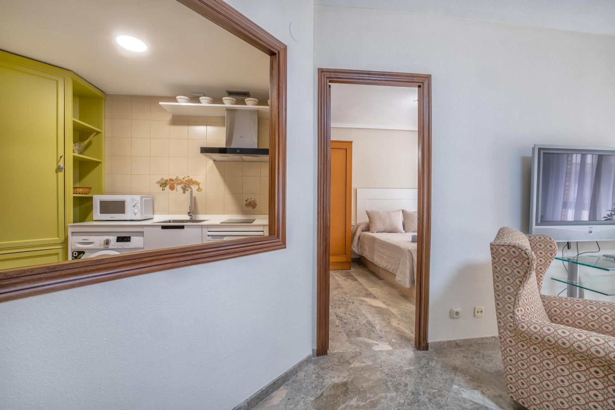 R & T Cordoba Center Apartamentos - Parking Luaran gambar